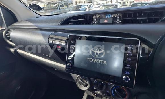 Nunua Ilio tumika Toyota Hilux Silver Gari ndani ya Lilongwe nchini Malawi Nunua Ilio tumika Toyota Hilux Silver Gari ndani ya Lilongwe nchini Malawi