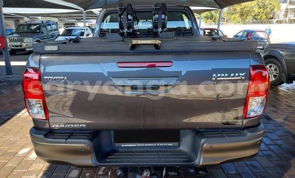 Nunua Ilio tumika Toyota Hilux Silver Gari ndani ya Lilongwe nchini Malawi Nunua Ilio tumika Toyota Hilux Silver Gari ndani ya Lilongwe nchini Malawi