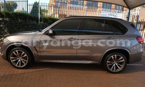 Nunua Ilio tumika BMW X5 Silver Gari ndani ya Blantyre nchini Malawi Nunua Ilio tumika BMW X5 Silver Gari ndani ya Blantyre nchini Malawi