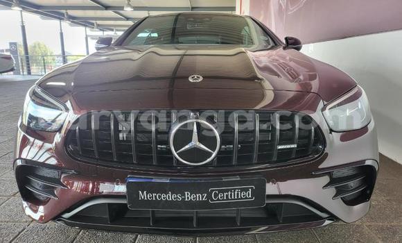 Nunua Ilio tumika Mercedes-Benz E-Classe Red Gari ndani ya Blantyre nchini Malawi Nunua Ilio tumika Mercedes-Benz E-Classe Red Gari ndani ya Blantyre nchini Malawi