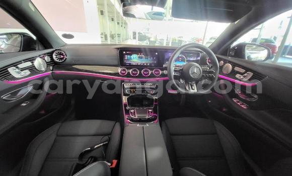 Nunua Ilio tumika Mercedes-Benz E-Classe Red Gari ndani ya Blantyre nchini Malawi Nunua Ilio tumika Mercedes-Benz E-Classe Red Gari ndani ya Blantyre nchini Malawi