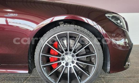 Nunua Ilio tumika Mercedes-Benz E-Classe Red Gari ndani ya Blantyre nchini Malawi Nunua Ilio tumika Mercedes-Benz E-Classe Red Gari ndani ya Blantyre nchini Malawi