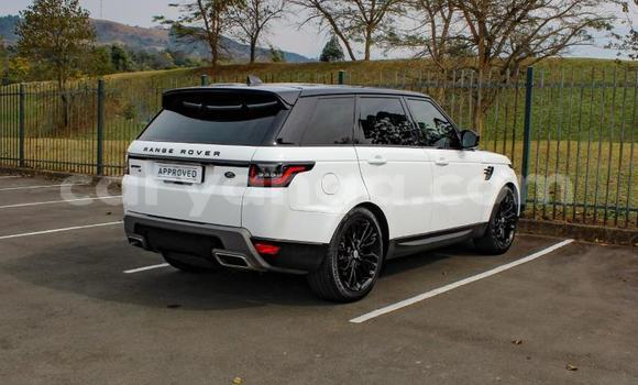 Nunua Ilio tumika Land Rover Range Rover White Gari ndani ya Blantyre nchini Malawi Nunua Ilio tumika Land Rover Range Rover White Gari ndani ya Blantyre nchini Malawi