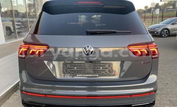 Nunua Ilio tumika Volkswagen Tiguan Silver Gari ndani ya Blantyre nchini Malawi Nunua Ilio tumika Volkswagen Tiguan Silver Gari ndani ya Blantyre nchini Malawi