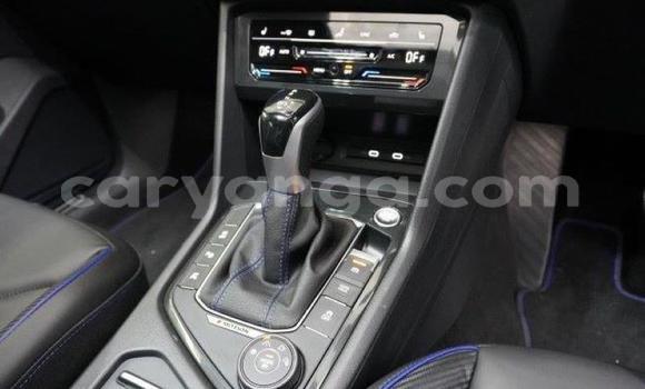 Nunua Ilio tumika Volkswagen Tiguan Silver Gari ndani ya Blantyre nchini Malawi Nunua Ilio tumika Volkswagen Tiguan Silver Gari ndani ya Blantyre nchini Malawi