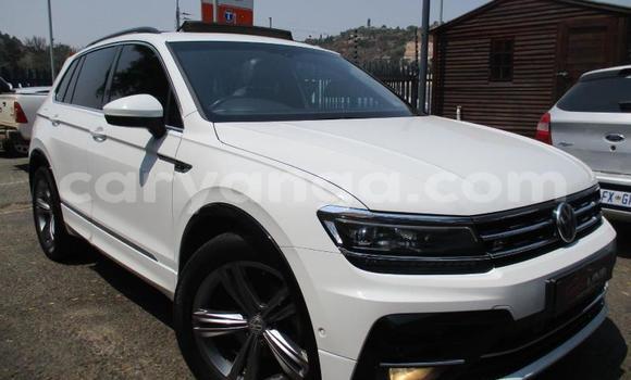 Nunua Ilio tumika Volkswagen Tiguan White Gari ndani ya Blantyre nchini Malawi Nunua Ilio tumika Volkswagen Tiguan White Gari ndani ya Blantyre nchini Malawi