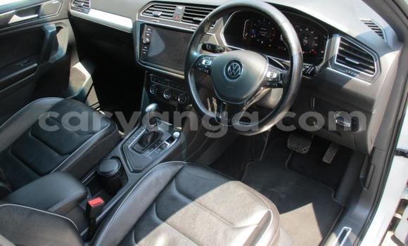 Nunua Ilio tumika Volkswagen Tiguan White Gari ndani ya Blantyre nchini Malawi Nunua Ilio tumika Volkswagen Tiguan White Gari ndani ya Blantyre nchini Malawi