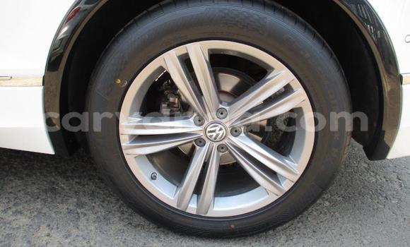 Nunua Ilio tumika Volkswagen Tiguan White Gari ndani ya Blantyre nchini Malawi Nunua Ilio tumika Volkswagen Tiguan White Gari ndani ya Blantyre nchini Malawi