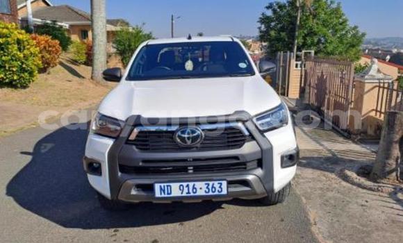 Nunua Ilio tumika Toyota Hilux White Gari ndani ya Chikwawa nchini Chikwawa Nunua Ilio tumika Toyota Hilux White Gari ndani ya Chikwawa nchini Chikwawa