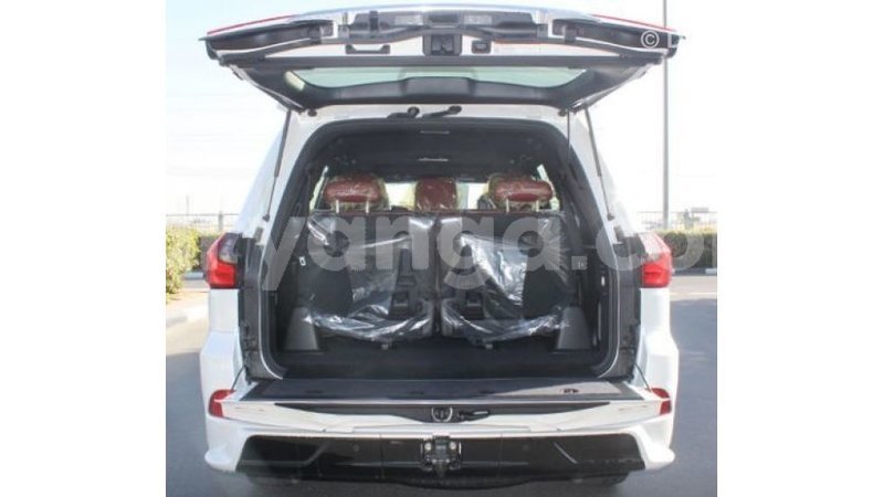 Big with watermark 42bdf22d 69bc 4d07 9d88 a7fb67f87a6b