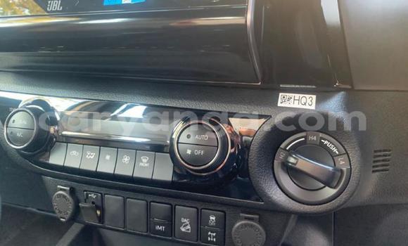 Nunua Ilio tumika Toyota Hilux White Gari ndani ya Blantyre nchini Malawi Nunua Ilio tumika Toyota Hilux White Gari ndani ya Blantyre nchini Malawi