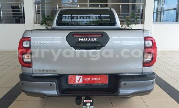 Nunua Ilio tumika Toyota Hilux White Gari ndani ya Blantyre nchini Malawi Nunua Ilio tumika Toyota Hilux White Gari ndani ya Blantyre nchini Malawi