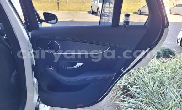 Nunua Ilio tumika Mercedes‒Benz AMG GLC White Gari ndani ya Blantyre nchini Malawi Nunua Ilio tumika Mercedes‒Benz AMG GLC White Gari ndani ya Blantyre nchini Malawi