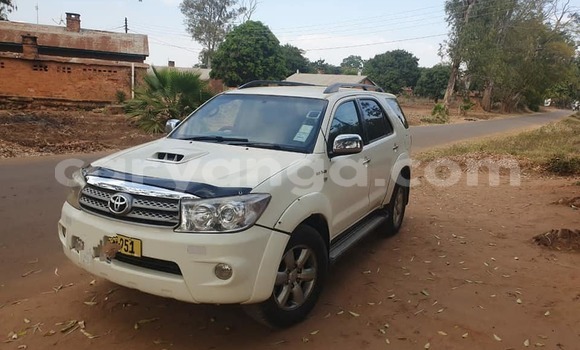 Buy Used Toyota Fortuner White Car in Lilongwe in Malawi Buy Used Toyota Fortuner White Car in Lilongwe in Malawi