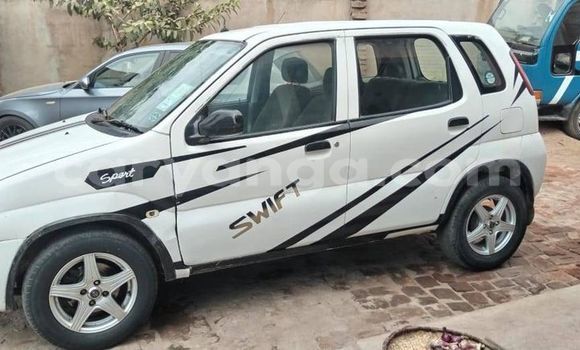 Acheter Occasion Voiture Suzuki Swift Blanc à Lilongwe, Malawi Acheter Occasion Voiture Suzuki Swift Blanc à Lilongwe, Malawi