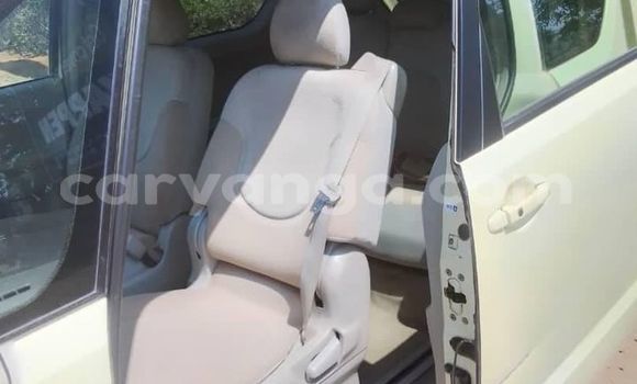 Buy Used Toyota Porte White Car in Lilongwe in Malawi Buy Used Toyota Porte White Car in Lilongwe in Malawi