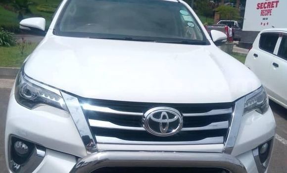 Buy Used Toyota Fortuner White Car in Lilongwe in Malawi Buy Used Toyota Fortuner White Car in Lilongwe in Malawi