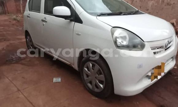 Buy Used Daihatsu Mira White Car in Lilongwe in Malawi Buy Used Daihatsu Mira White Car in Lilongwe in Malawi