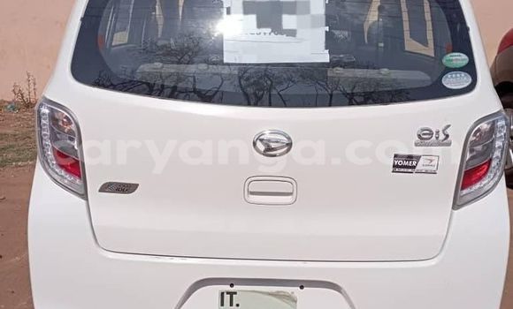 Buy Used Toyota Mirai White Car in Lilongwe in Malawi Buy Used Toyota Mirai White Car in Lilongwe in Malawi