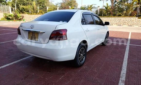 Buy Used Toyota Belta White Car in Lilongwe in Malawi Buy Used Toyota Belta White Car in Lilongwe in Malawi