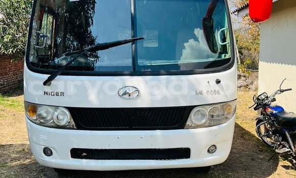 Buy Used Toyota LiteAce White Car in Lilongwe in Malawi Buy Used Toyota LiteAce White Car in Lilongwe in Malawi