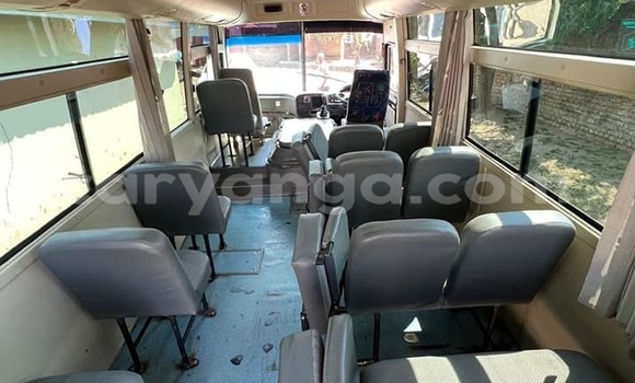 Buy Used Toyota LiteAce White Car in Lilongwe in Malawi Buy Used Toyota LiteAce White Car in Lilongwe in Malawi