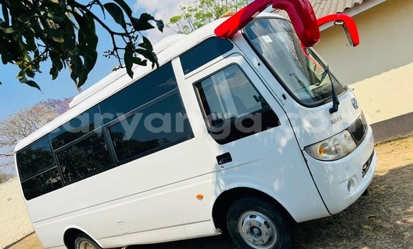 Buy Used Toyota LiteAce White Car in Lilongwe in Malawi Buy Used Toyota LiteAce White Car in Lilongwe in Malawi