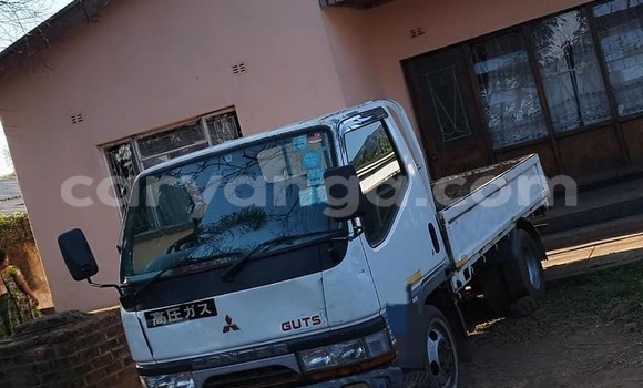 Buy Used Mitsubishi Canter White Car in Lilongwe in Malawi Buy Used Mitsubishi Canter White Car in Lilongwe in Malawi
