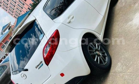 Nunua Ilio tumika Mazda Demio White Gari ndani ya Lilongwe nchini Malawi Nunua Ilio tumika Mazda Demio White Gari ndani ya Lilongwe nchini Malawi