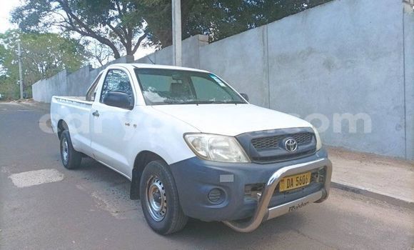Nunua Ilio tumika Toyota Hilux White Gari ndani ya Lilongwe nchini Malawi Nunua Ilio tumika Toyota Hilux White Gari ndani ya Lilongwe nchini Malawi