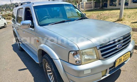 Nunua Ilio tumika Ford Everest Other Gari ndani ya Lilongwe nchini Malawi Nunua Ilio tumika Ford Everest Other Gari ndani ya Lilongwe nchini Malawi