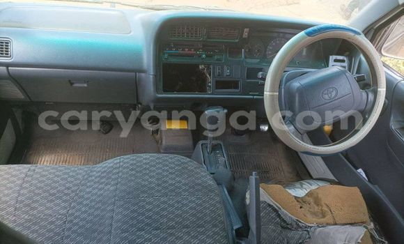 Nunua Ilio tumika Toyota Hiace White Gari ndani ya Lilongwe nchini Malawi Nunua Ilio tumika Toyota Hiace White Gari ndani ya Lilongwe nchini Malawi