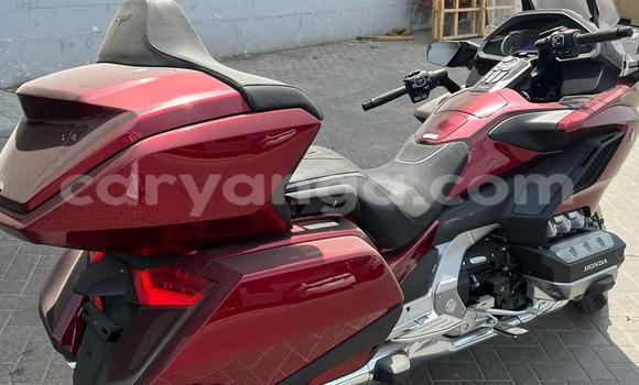Nunua Ilio tumika Honda GOLD WING Black Bike ndani ya Blantyre nchini Malawi Nunua Ilio tumika Honda GOLD WING Black Bike ndani ya Blantyre nchini Malawi