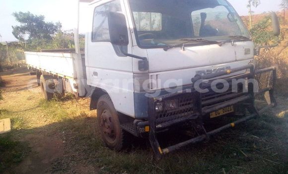 Buy Used Mazda Tribute White Car in Lilongwe in Malawi Buy Used Mazda Tribute White Car in Lilongwe in Malawi