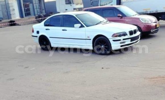 Nunua Ilio tumika BMW 2er White Gari ndani ya Lilongwe nchini Malawi Nunua Ilio tumika BMW 2er White Gari ndani ya Lilongwe nchini Malawi
