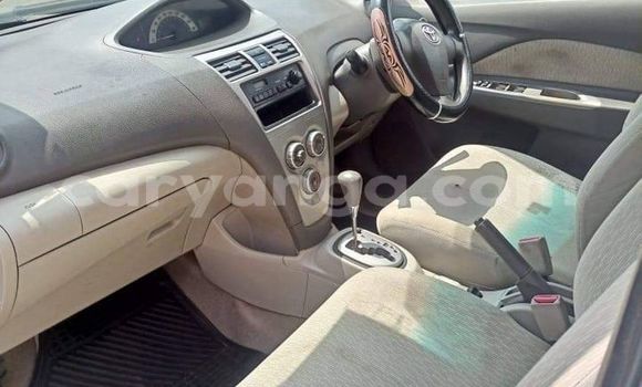 Acheter Occasion Voiture Toyota Belta Blanc à Lilongwe, Malawi Acheter Occasion Voiture Toyota Belta Blanc à Lilongwe, Malawi