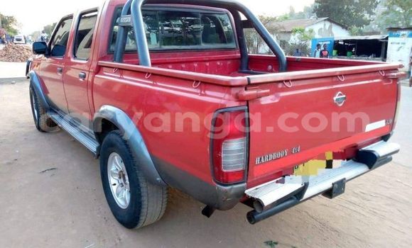 Acheter Occasion Voiture Nissan Hardbody Rouge à Lilongwe, Malawi Acheter Occasion Voiture Nissan Hardbody Rouge à Lilongwe, Malawi