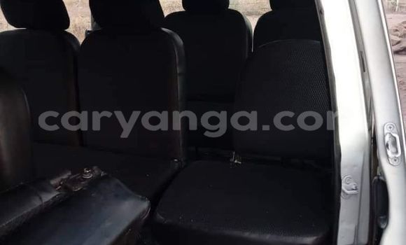 Acheter Occasion Voiture Toyota Vanguard Blanc à Lilongwe, Malawi Acheter Occasion Voiture Toyota Vanguard Blanc à Lilongwe, Malawi