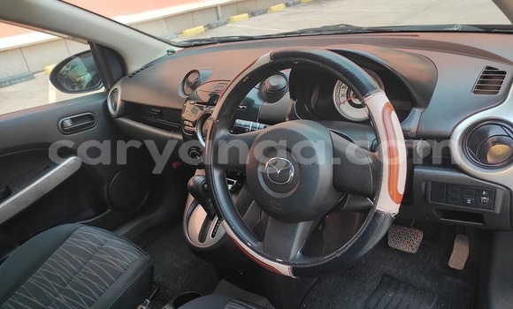 Acheter Occasion Voiture Mazda Demio Noir à Lilongwe, Malawi Acheter Occasion Voiture Mazda Demio Noir à Lilongwe, Malawi