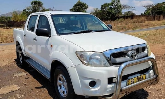 Acheter Occasion Voiture Toyota Hilux Blanc à Lilongwe, Malawi Acheter Occasion Voiture Toyota Hilux Blanc à Lilongwe, Malawi