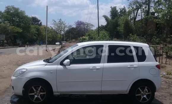 Acheter Occasion Voiture Mazda Demio Blanc à Lilongwe, Malawi Acheter Occasion Voiture Mazda Demio Blanc à Lilongwe, Malawi