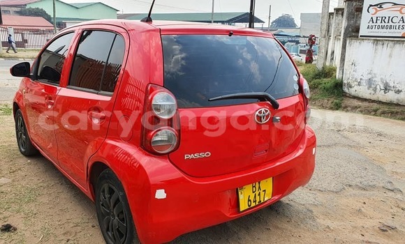 Acheter Occasion Voiture Toyota Vitz Rouge à Lilongwe, Malawi Acheter Occasion Voiture Toyota Vitz Rouge à Lilongwe, Malawi