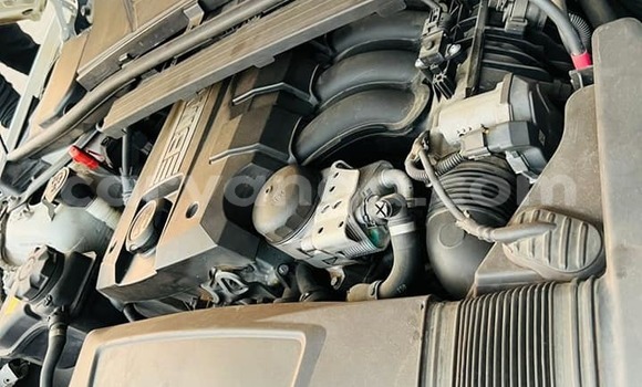 Acheter Occasion Voiture BMW 3200 Blanc à Lilongwe, Malawi Acheter Occasion Voiture BMW 3200 Blanc à Lilongwe, Malawi