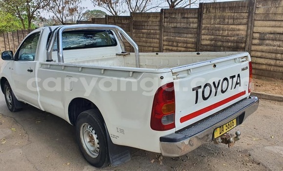 Acheter Occasion Voiture Toyota Hilux Blanc à Lilongwe, Malawi Acheter Occasion Voiture Toyota Hilux Blanc à Lilongwe, Malawi