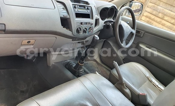 Acheter Occasion Voiture Toyota Hilux Blanc à Lilongwe, Malawi Acheter Occasion Voiture Toyota Hilux Blanc à Lilongwe, Malawi