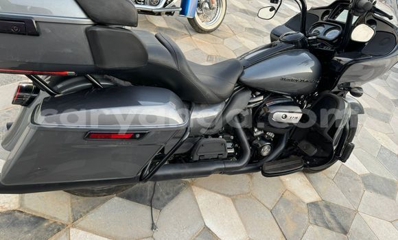 Nunua Ilio tumika Harley Davidson Road Glide Silver Bike ndani ya Blantyre nchini Malawi Nunua Ilio tumika Harley Davidson Road Glide Silver Bike ndani ya Blantyre nchini Malawi