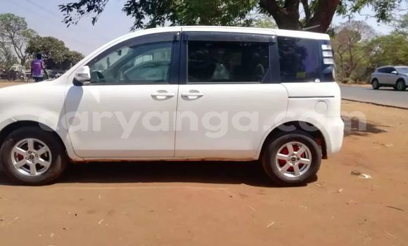 Nunua Ilio tumika Toyota Sienta White Gari ndani ya Lilongwe nchini Malawi Nunua Ilio tumika Toyota Sienta White Gari ndani ya Lilongwe nchini Malawi