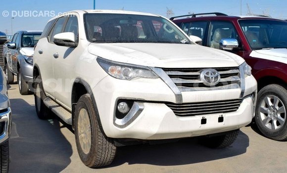 Buy Import Toyota Fortuner White Car in Import - Dubai in Malawi Buy Import Toyota Fortuner White Car in Import - Dubai in Malawi