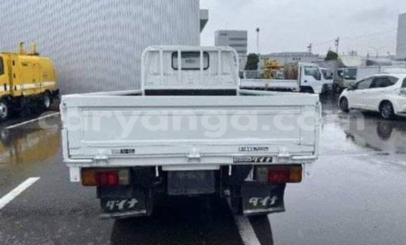 Buy Used Toyota Dyna White Truck in Lilongwe in Malawi Buy Used Toyota Dyna White Truck in Lilongwe in Malawi