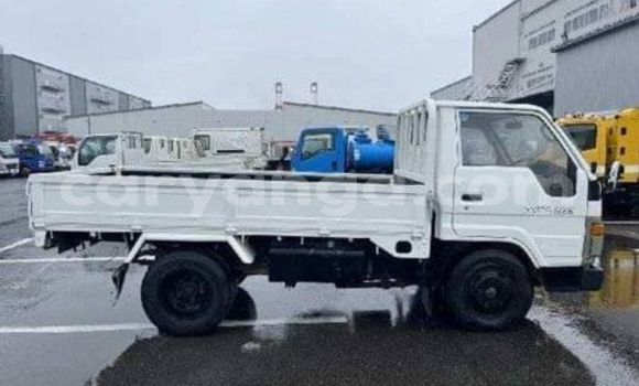 Buy Used Toyota Dyna White Truck in Lilongwe in Malawi Buy Used Toyota Dyna White Truck in Lilongwe in Malawi